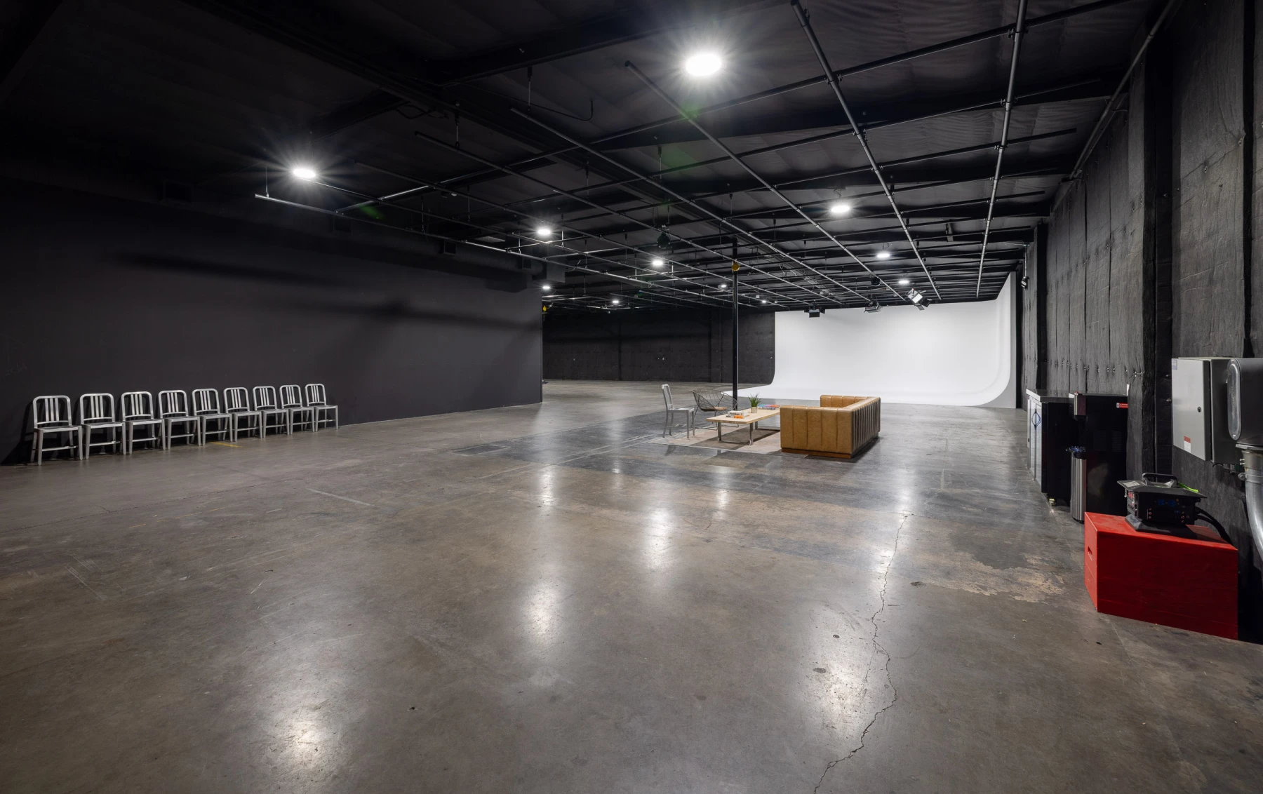 Full stage wide shot with client seating area